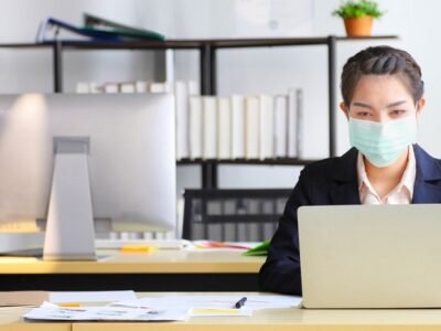 Trabajo en casa mujer