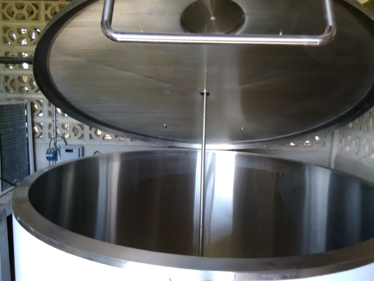 Uriel-tanquefríoabierto