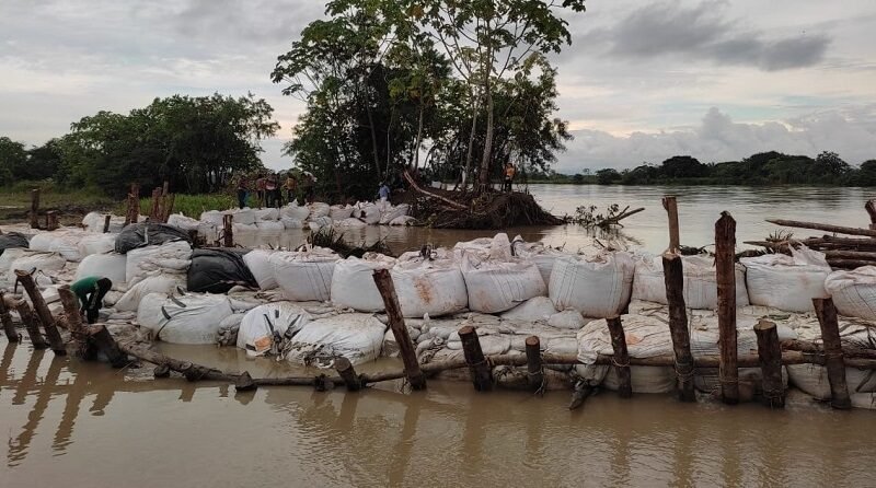 Nechí-arreglanbocassacos-doshileras