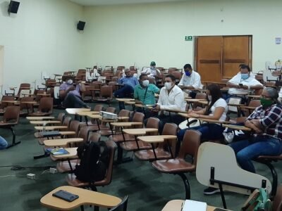 Agrosavia-visitadeldirectorJorgeMaríoDíaz1