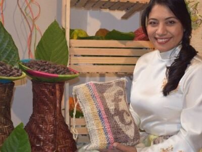 Cacaocultora-LilianaJiménez-recortada