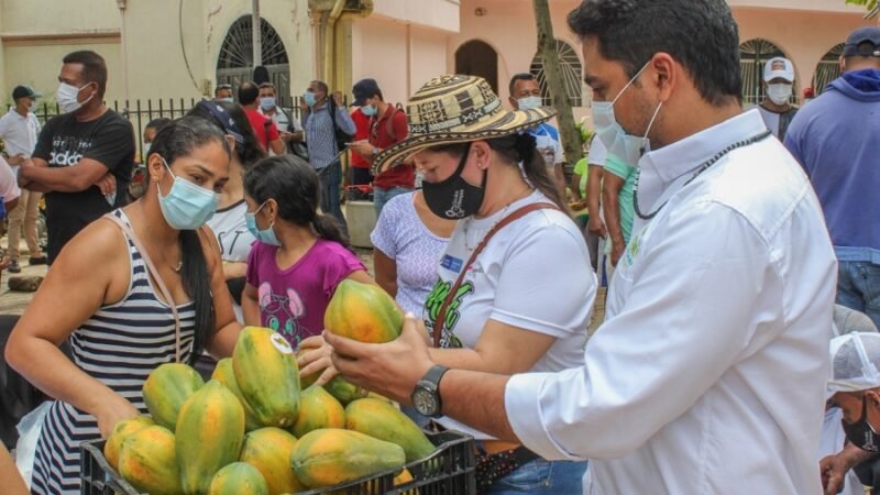 Lorica-MercadoCampesino-portada