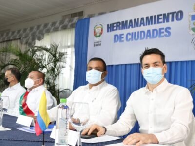 Alcalde-hermanamientoconDavid