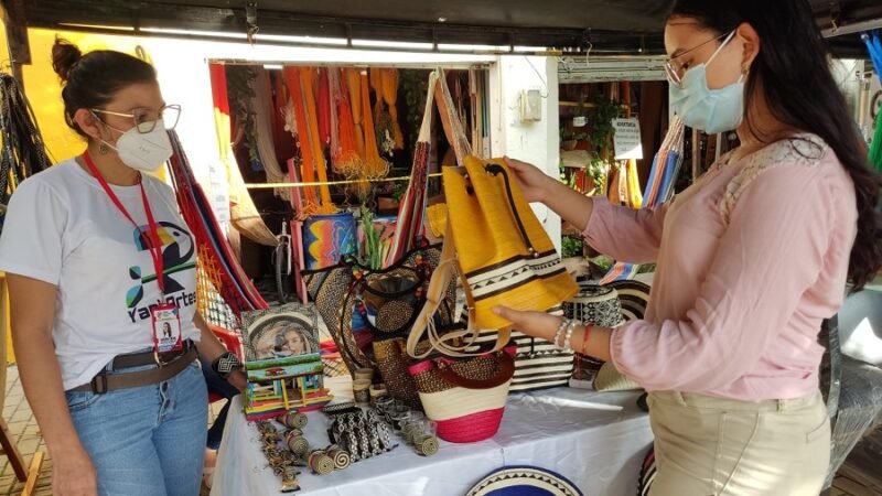 Alcaldía-FeriaComercialyArtesanal-Mercado4Patios
