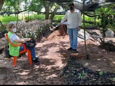 ICA-visitaaviverosenSahagún (2)