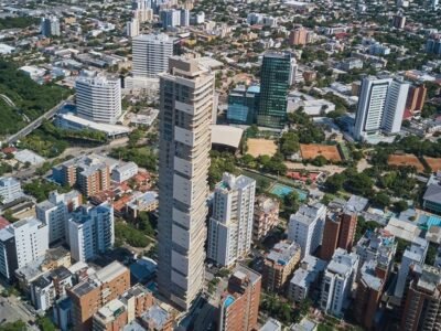 Barranquilla-edificiomásalto- (2)