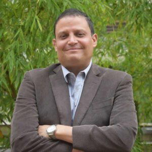 CES-Oscar-Berrio-DecanoAdmons-CES