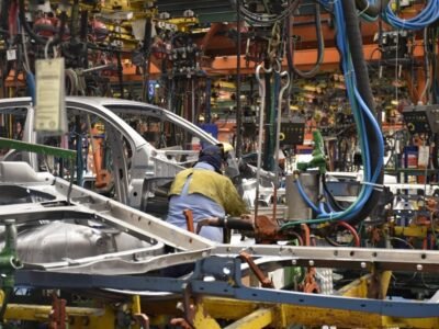 Industriamanufacturera