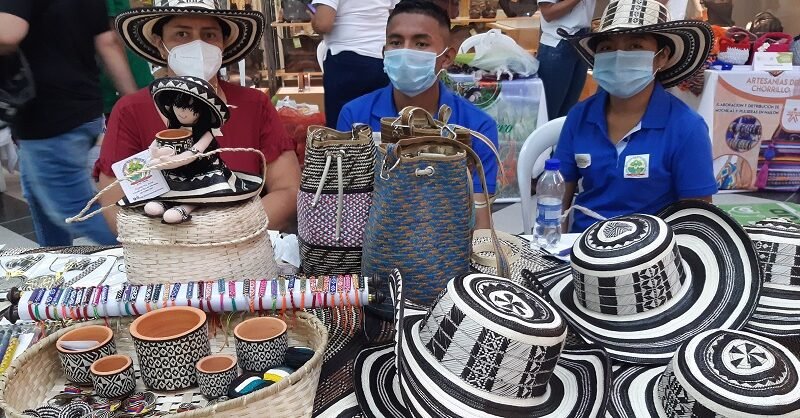 Tuchín-artesanosjóvenes (2)