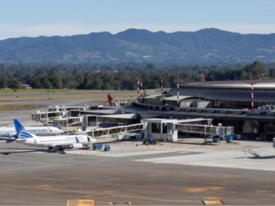 Aeropuerto-JoséMaríaCórdova2