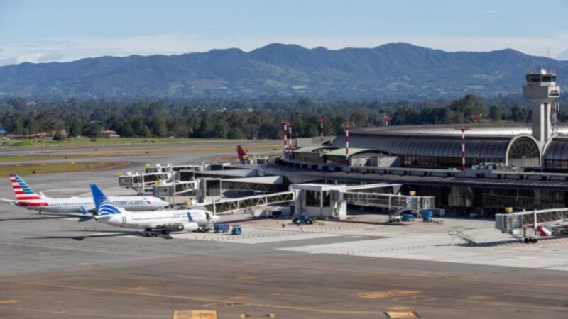 Aeropuerto-JoséMaríaCórdova2