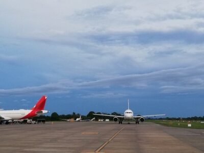 AeropuertoLosGarzones-avionesdesdelapista (2)-AntonioToro