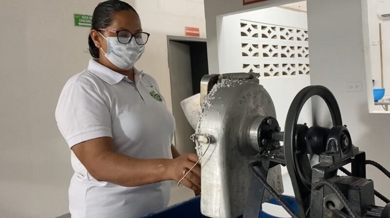 Asoagro-máquinaparamolercoco