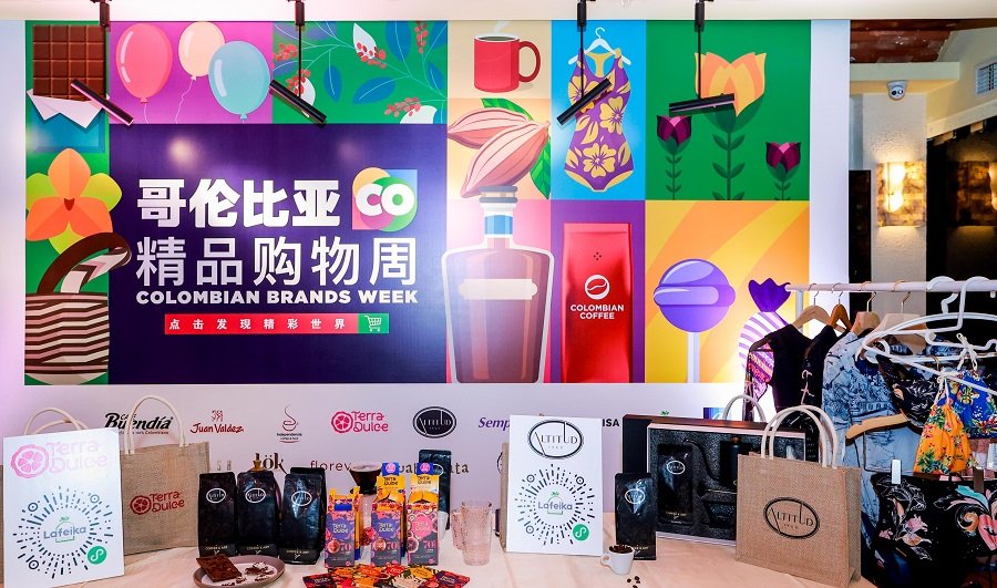 Beijing-Lanzamiento. Productos con Backing Colombian Brands Week