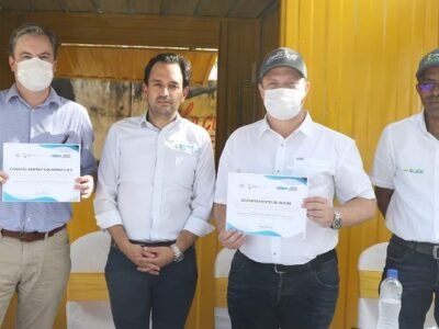 Minenergía-firmadeconvenioconCanacol (2)