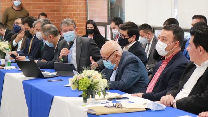 Salario-imagendenegociadores (2)