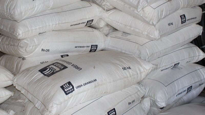 Urea (3)