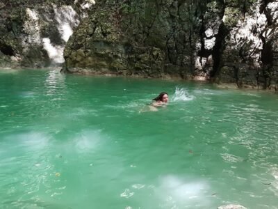 Aguaazul-bañista (2)