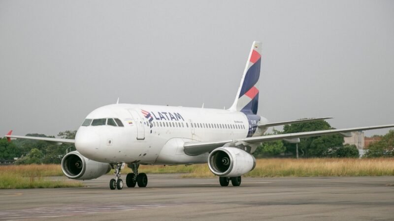 Avión LATAM Neiva