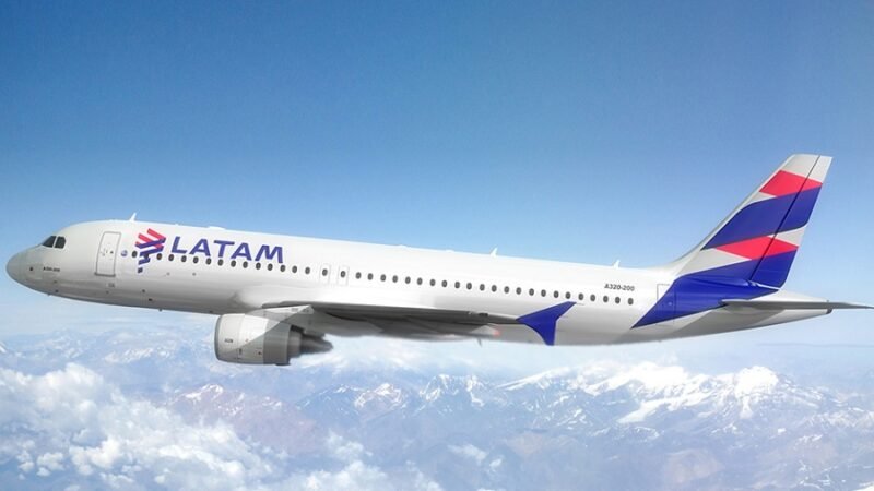 Latam-Aviones320