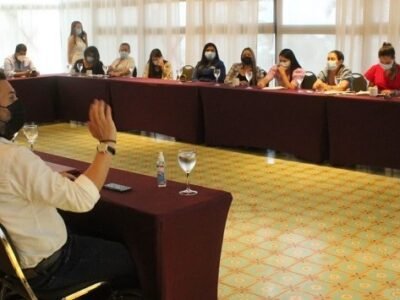 Anato-operadoresexponiendosuruta (3)