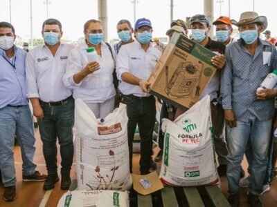 CiénagadeOro-entregadekitdeinsumos (2)