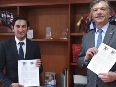 Minenergía-PaísesBajos-Firma meroando de entendimiento 3 (2)