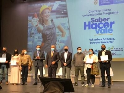 Mintrabajo-entregadecertificaciones (2)