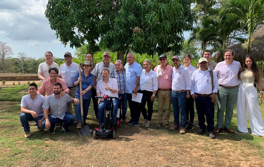 Palma-ExtractoraElGranSinú2 (2)