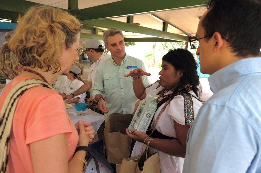 SierraNevada-jovenarhuacahablanddo