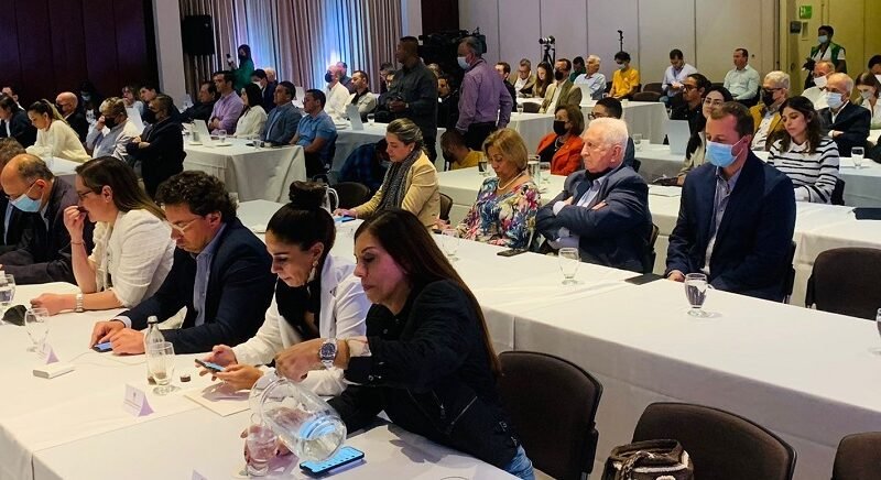 Augura-Asambleadeafiliados (2)