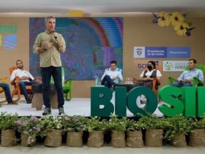 Biosinú-inauguraciónconCarlosCorrea (2)