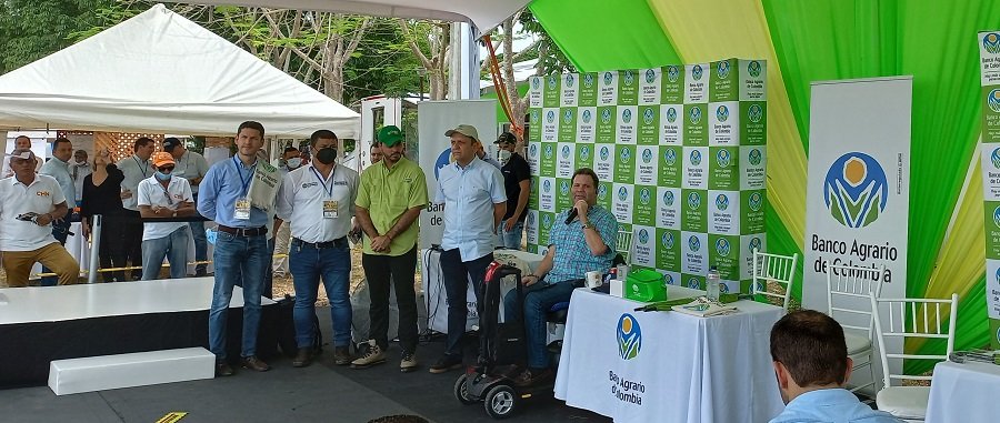 Cereté-Agriculturaporcontrato-soyamaíz-vicehablando (2)