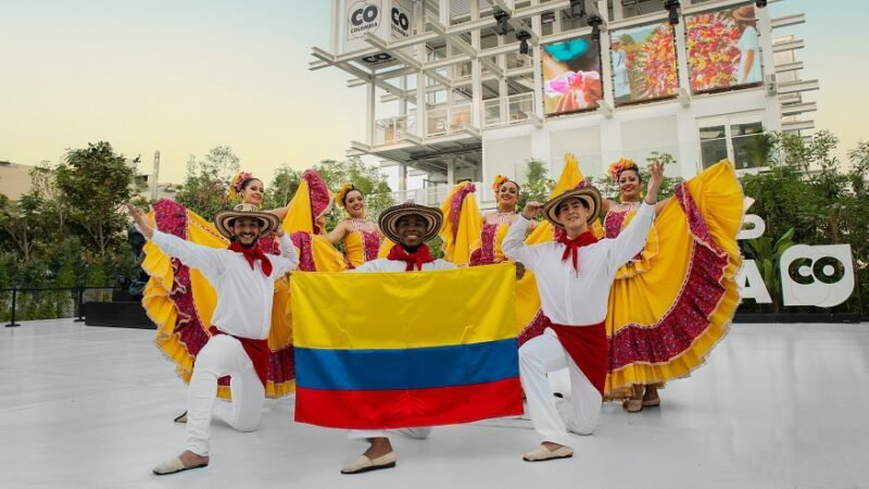Colombia-ExpoDubái-Foto nacional 2 alta (2)