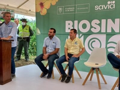 JardínBotánico-variospersonaje (3)