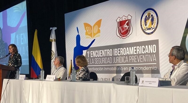 Vicepresidenta-reactivacióninmobiliaria (2)