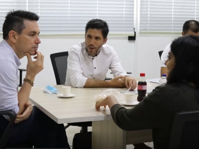 VisitadelViceministroGalarza-conalcaldeOrdosgoitia (2)