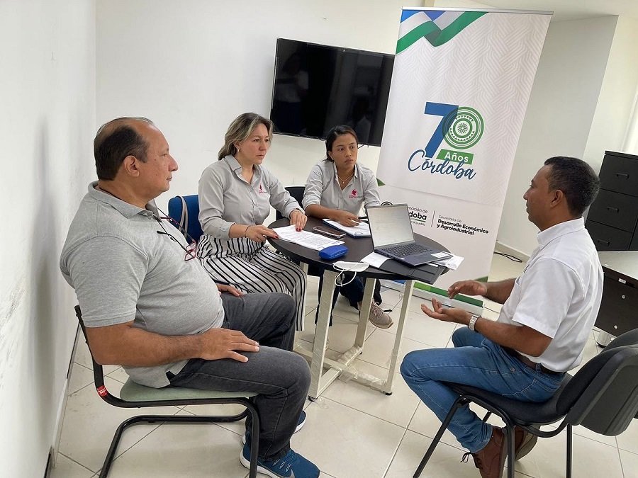 Porkcolombia-gobernación1