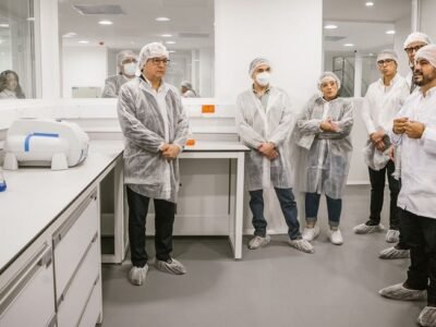 Avolab-lanzamiento (2)