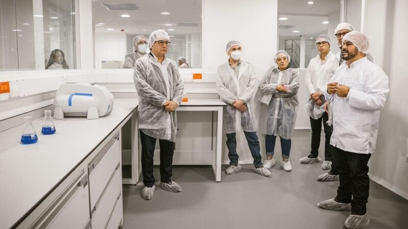 Avolab-lanzamiento (2)