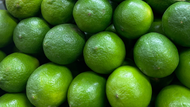 LimónTahití-conbarusa (2)