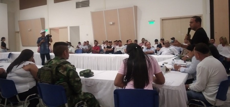 Fedegán-Magdalena-reunióndeganaderosporinvasióndefincas (2)