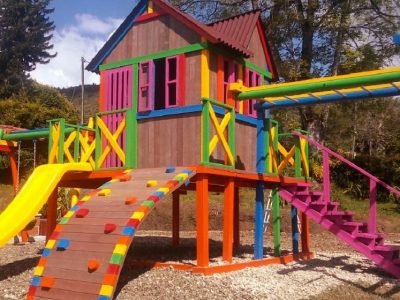 BotellasdeAmor-parqueinfantil (2)