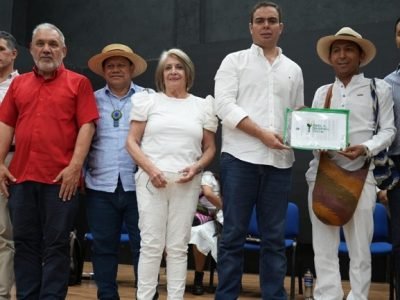 Minagricultura-Cecilia-titulacióndetierras