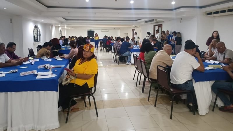 Mintrabajo-Encuentro Cali reforma laboral1
