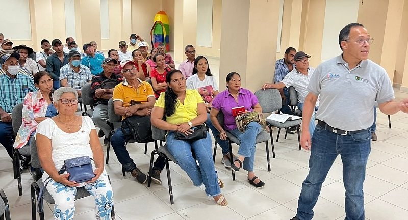 Unicartagena-socializacióndelproyectoganadero