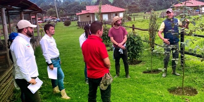 FOTO 3 - Convenio FEDEGÁN-FNG y Secretaría de Ambiente de Cundinamarca